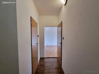 Nabízíme k pronájmu byt o dispozici 3+1 s lodžií. Součástí p