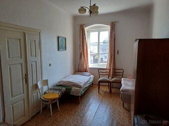 Nabízíme prodej domu v centru Zbiroha o podlahové ploše 235 