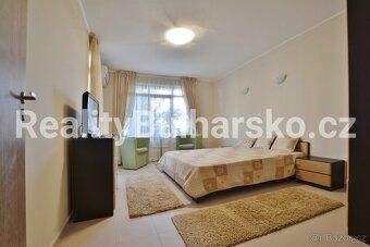 Bulharsko – Slunečné pobřeží / vilová čtvrť Kosharitsa
Rádi 