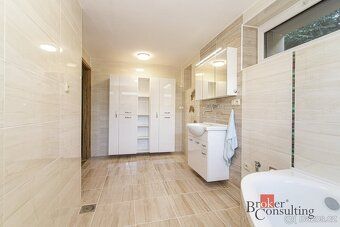 Prodej, domy/rodinný, 252 m2, Loděnice 120, 74774 Holasovice
