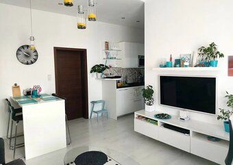 Nabízíme pronájem bytu 2+kk, – Praha 2, Nusle, ul. Svatopluk