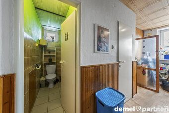 Looking for a house big enough to fit lots of people?