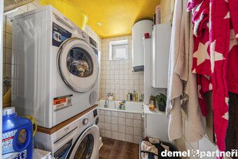 Looking for a house big enough to fit lots of people?