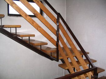 Sell house in Ženklava quiet place access by asphalt road