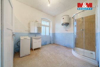We offer for sale a historic cottage by the pond in Jindřichovice