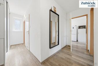 Nabízíme k prodeji byt 2+1 s balkonem v klidné a žádané část