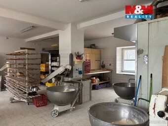 Nabízíme k prodeji dům se zahradou o celkové výměře 1 055 m²