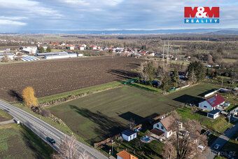 Nabízíme k prodeji pozemek o rozloze 1918 m², situovaný na k