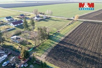 Nabízíme k prodeji pozemek o rozloze 1918 m², situovaný na k