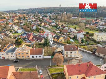 We offer for sale a detached structure No.