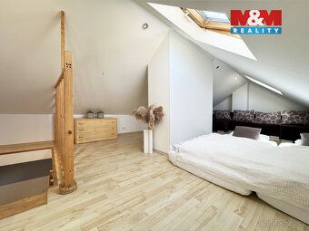 Na prodej nabízíme prostorný byt o velikosti 96 m², který se