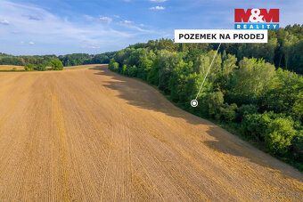 We offer for purchase a set of 4 plots totaling 2833 sqm in the cadastral area of Drevcice.