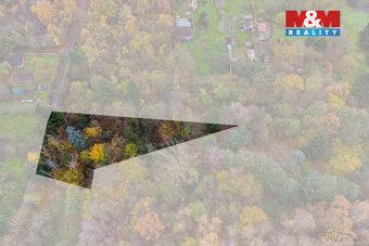 Nabízíme k prodeji pozemek k bydlení o rozloze 724 m², nachá