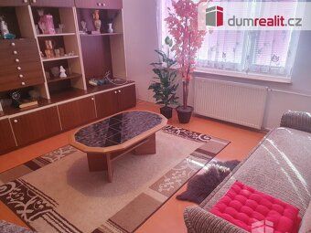 + služby a energie, pronájem prostorného bytu o dispozici 3+