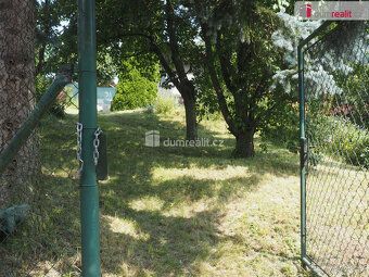 For sale cottage 16 m² with land 371 m² in village Svinarov.