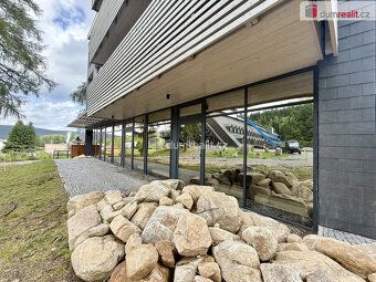 , prodej moderního, komerčního prostoru o velikosti 45 m² s 