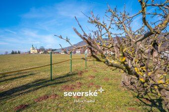 Unique building plot of 5316 m² with uninterrupted views of the Bohemian Paradise region