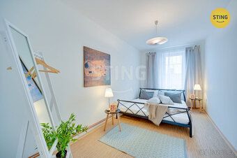 We offer for sale a family house with two residential units
