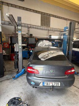 Geometrie svarecka myci stul ponky voziky s naradim 7x zveda