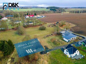 Nabízíme Vám ke koupi slunný pozemek o výměře 868 m² nacháze