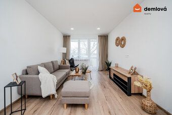 We exclusively offer for sale a modernly renovated 2+1 apartment