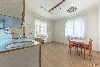 We offer for sale a family house in a popular and sought-after location