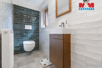 We offer for sale a cottage in the picturesque part of the mountain village of Ostravice