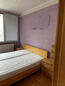 Nabízím k pronájmu byt 3+1 (65m2) v 2.patře. Byt se nachází 
