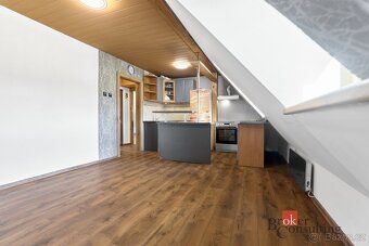 Prodej bytu 2+1 se zahradou a sklepemNabízíme k prodeji byt 