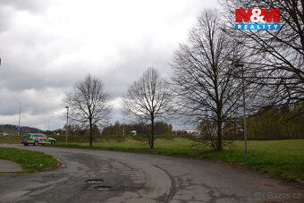 Pozemek 20 495 m² v Lázních Běloves, nedaleko města Náchod. 