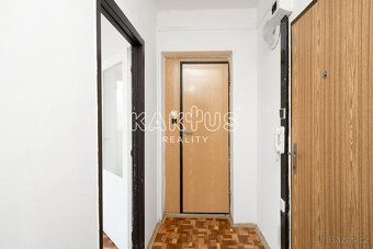 Nabízíme k pronájmu byt o dispozici 2+1 a velikosti 44 m², k