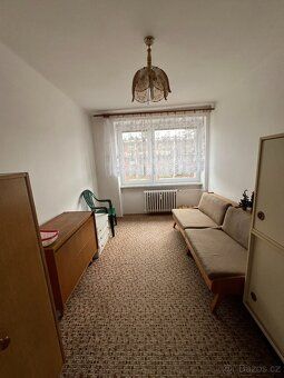 I offer for rent an apartment of layout 3+1 on the 2nd floor in a residential house without an…