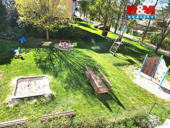 Nabízíme k prodeji prostorný byt 2+1 s lodžií o výměře 61 m2