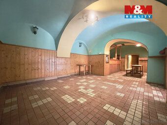 For sale semi-detached family house in the center of Kadaň - interesting investment opportunity.