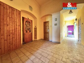 For sale semi-detached family house in the center of Kadaň - interesting investment opportunity.
