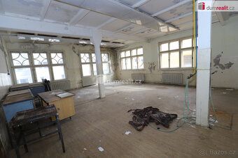 Dumrealit.cz will mediate the purchase of a multipurpose commercial property with 5 floors and…