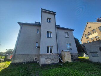 Apartment house with 6 apartments and 3 garages in Ostrava