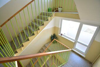 We offer for long-term rent an apartment unit with layout 2