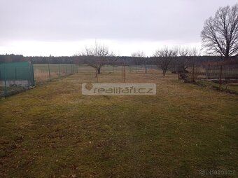 Nabízíme Vám k pronájmu prostorný rodinný dům o dispozici 4+
