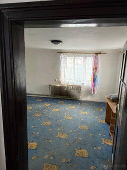 We offer for sale a family house on Velká Brána Street No. 543