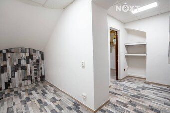 We offer for sale an attractive commercial space of total area