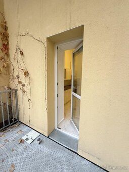 On behalf of the owner I offer for rent fully redeveloped apartment No.