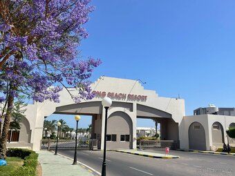 Investment opportunity - apartments in resort Long Beach with sea view