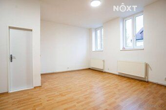 We offer for sale a bright apartment of 1 room with kitchenette and total area of 31 m²…