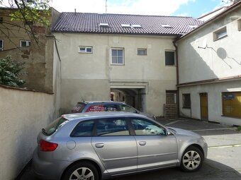 Nabízíme Vám k pronájmu nebytový prostor velikosti 230 m2 na