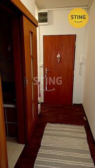 We offer for sale a bright and very tastefully renovated co-op apartment of 3+1 layout and…