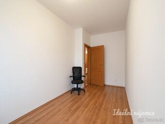 We offer for long-term sublet a very nice apartment of layout