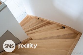 Oferuję na sprzedaż nowoczesny nowy dom jednorodzinny o układzie