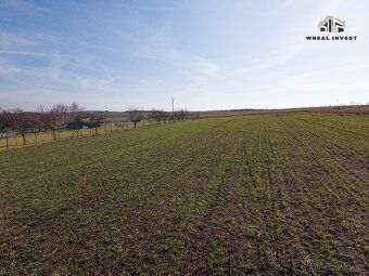 We offer for sale an attractive building plot, reg.