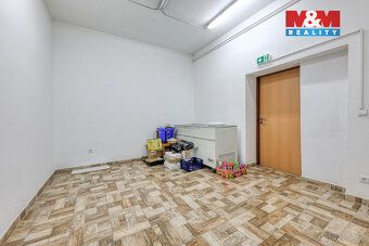 Looking for attractive commercial space to rent?